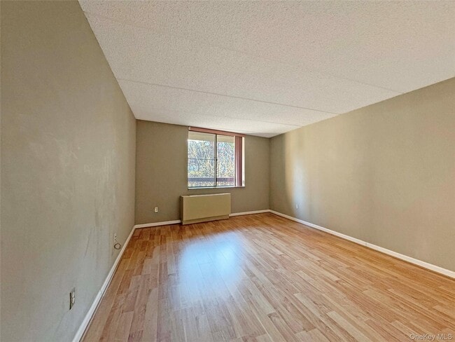 Building Photo - 777 N MacQuesten Pkwy