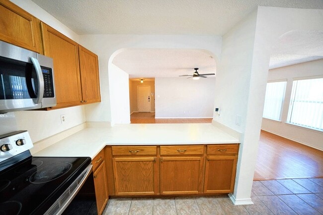 Building Photo - Charming 3-Bedroom Home in Ashley Place - ...