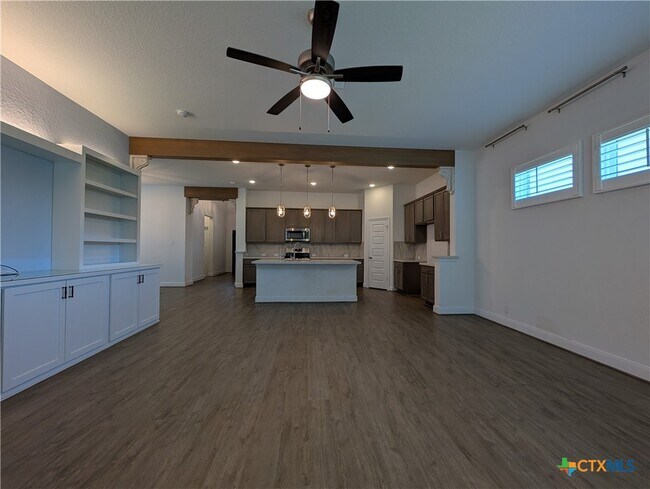 Building Photo - 2935 Aller