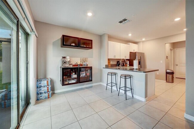 Building Photo - 7225 Spring Snowflake Ave