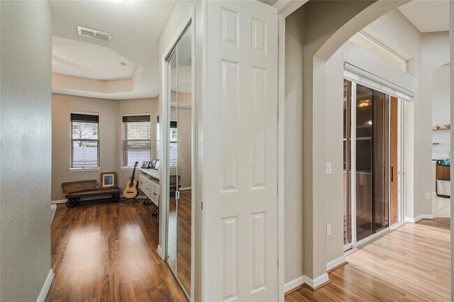 Building Photo - 1006 Costa Mesa Ln