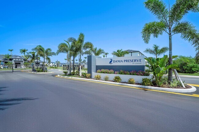 Building Photo - 3024 Green Palm Ct