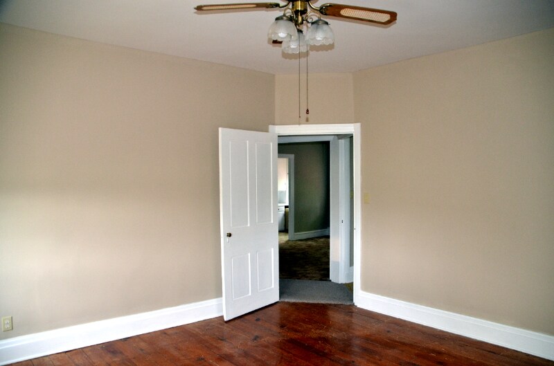 Building Photo - 27 Shartlesville Rd