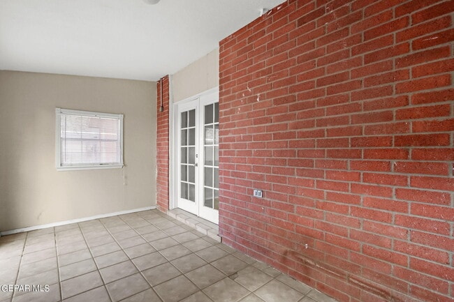 Building Photo - 11815 Stone Castle Dr