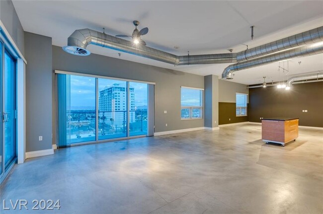 Building Photo - NEWPORT LOFTS--MAGNIFICENT PANORAMIC VIEWS...