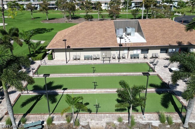 Building Photo - 256 Palm Dr