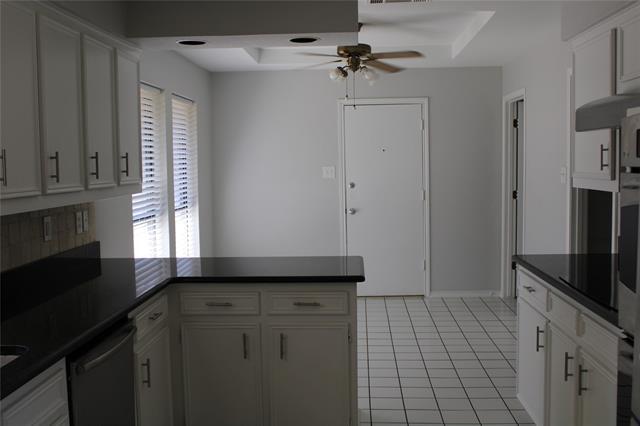 Building Photo - 6009 Norfolk Dr