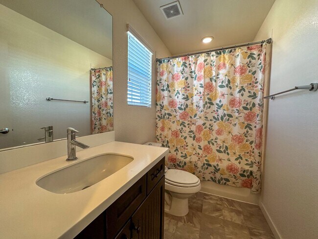 Building Photo - Upgraded 3-Bedroom home in Stepping Stone