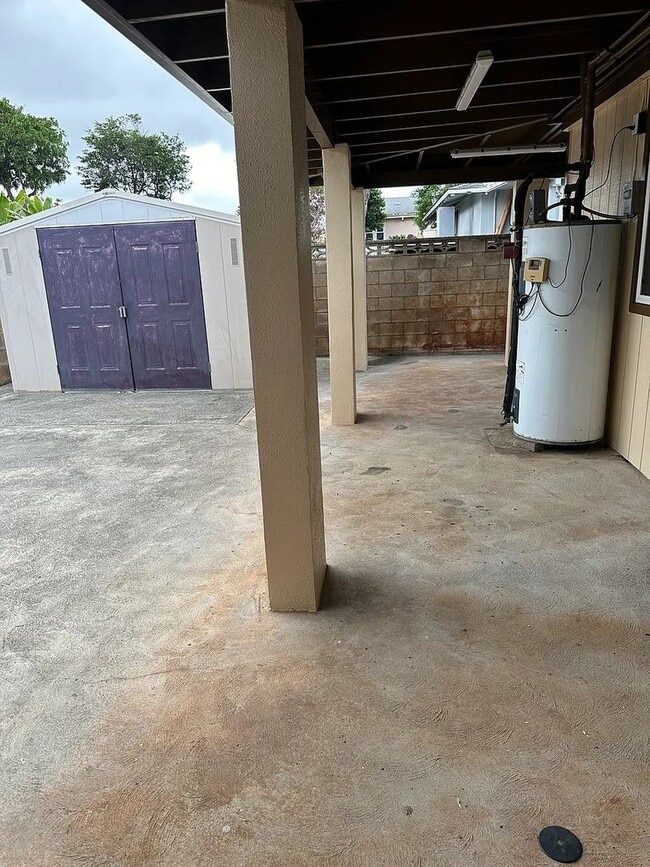 Building Photo - Spacious, 4 bedroom 2 bath single family home in Mililani located on a cul de sac.