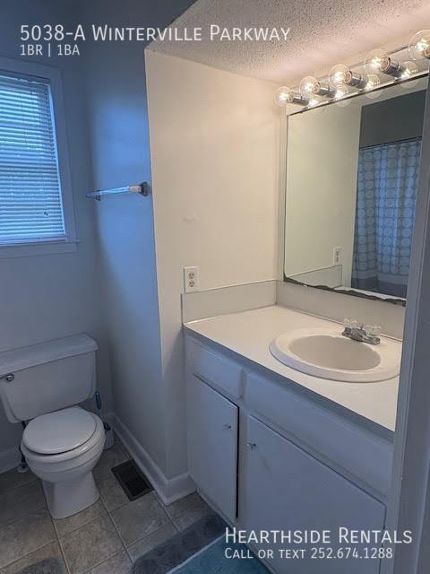 Building Photo - 5038 Winterville Pkwy