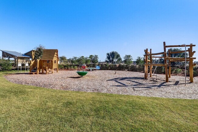 Building Photo - 632 Palmetto Pl