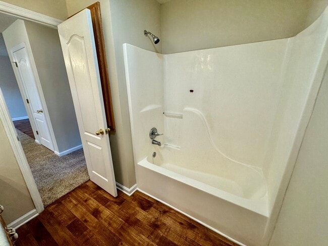 Building Photo - Quiet Country Duplex off Copeland Rd in To...