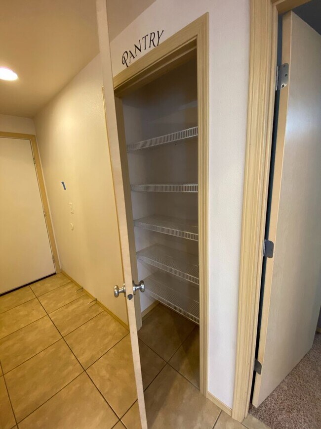 Building Photo - 5822 Austin Ct