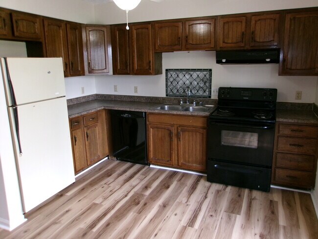 Building Photo - 3209 Timbermill Ave