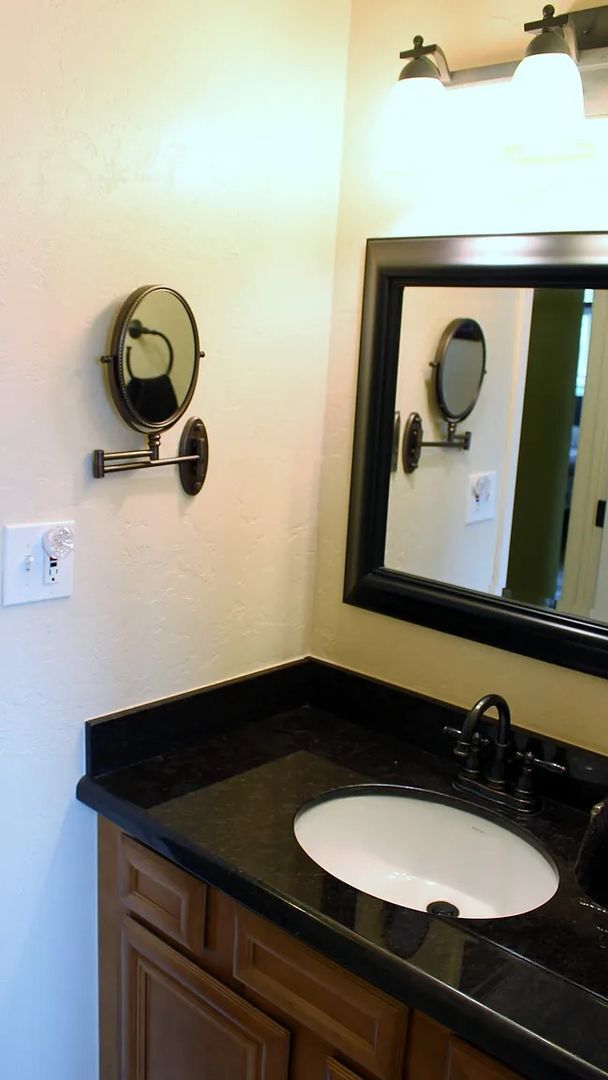 Building Photo - 5bed 4bath updated Ranch in Bear Valley