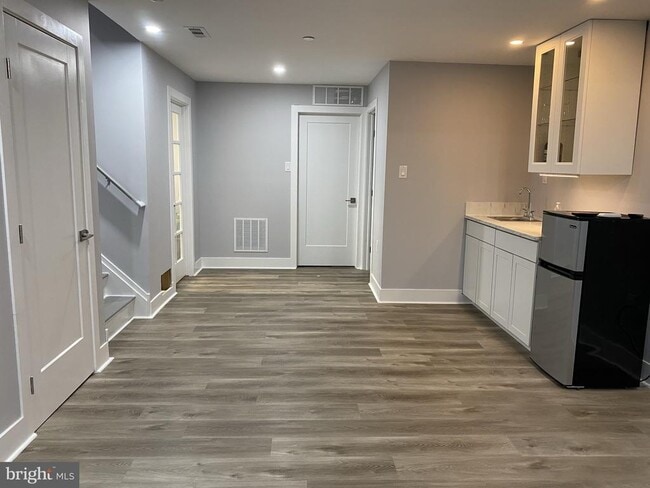 Building Photo - 506 Juneberry Ct