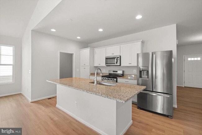 Building Photo - 104 Heyford Dr