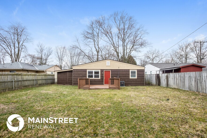 Building Photo - 1638 Clyde Pl