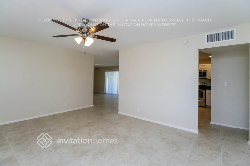 Building Photo - 7420 E Belleview St