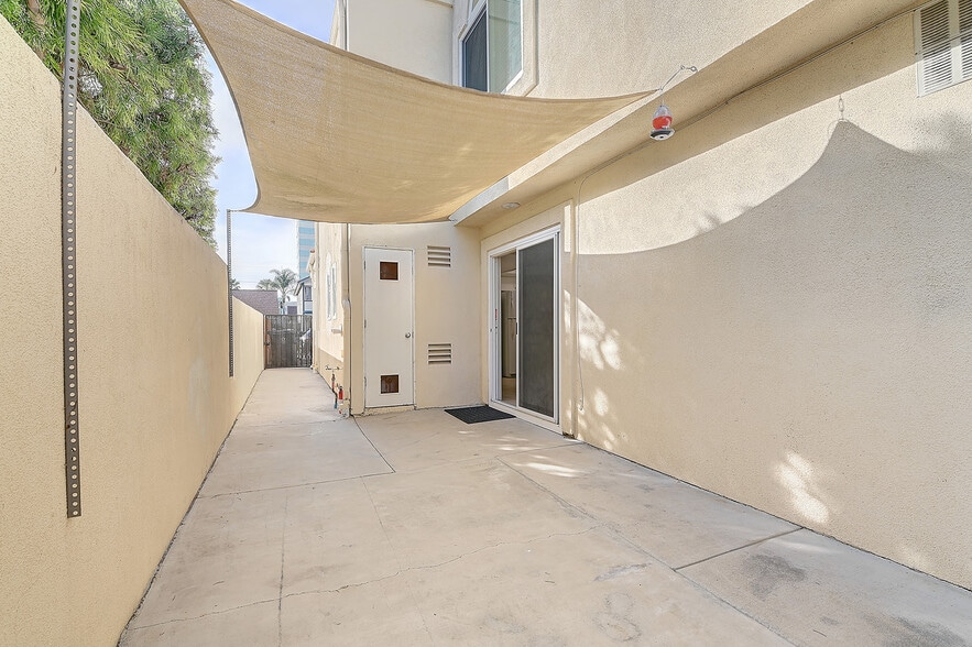 Building Photo - 17054 A Ln