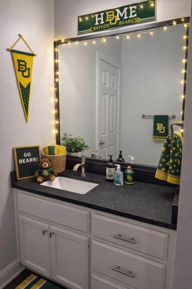 Building Photo - Rare Baylor Bubble Rental | Walk to Campus | 4 Bed / 3 Bath