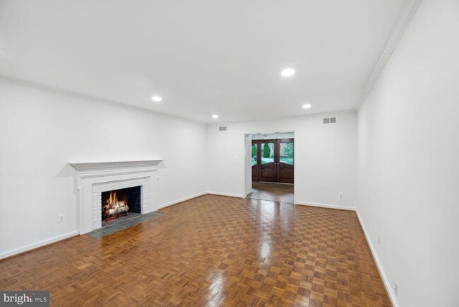 Building Photo - 6313 Stoneham Ln