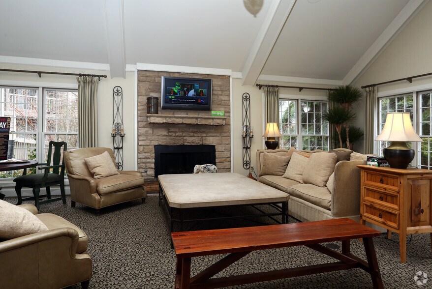 Camden Place 4311 Camden Cir Dublin OH 43016 Apartment Finder