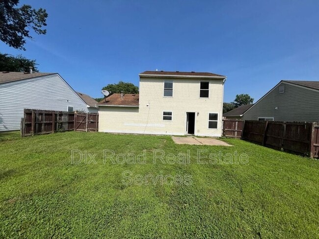 Building Photo - 307 Park Dr