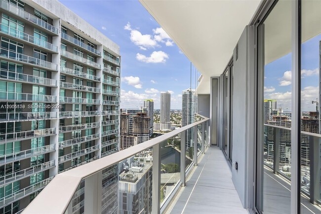 Building Photo - 77 SE 5th St