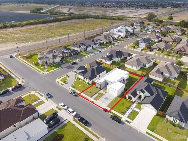 Building Photo - 23 Providence Ave