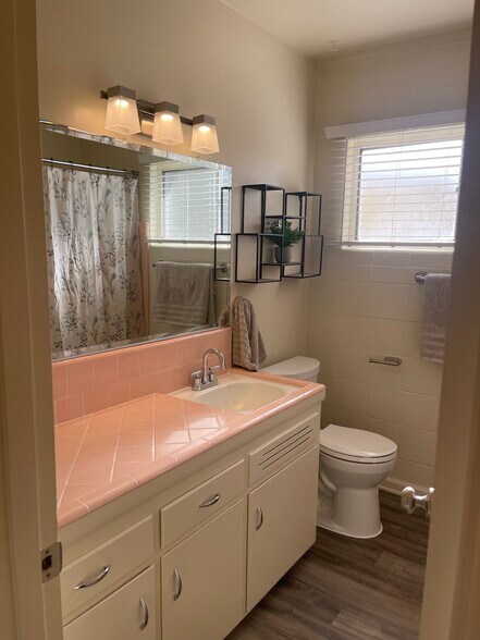 Building Photo - 1316 Sylvan Blvd