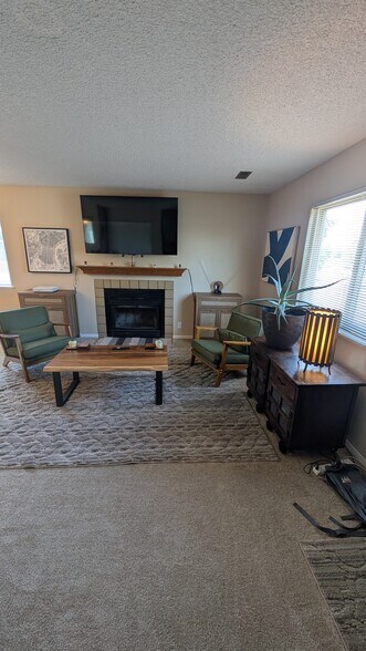 Building Photo - 6690 Pahokee Ct