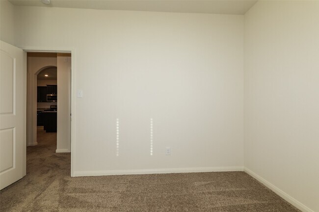 Building Photo - 26865 Steinbeck Dr