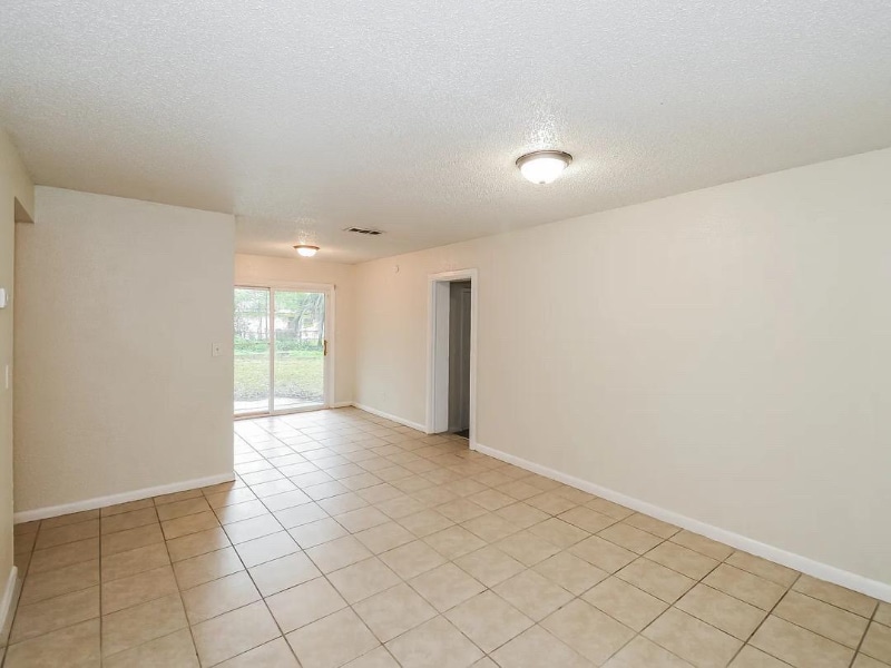 Building Photo - 3803 S Flamingo Terrace