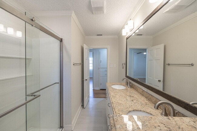 Building Photo - 2810 24th St