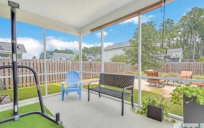 Building Photo - 365 Southwilde Way