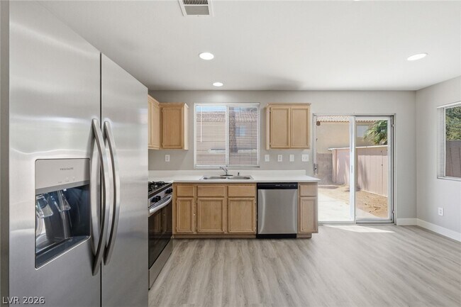 Building Photo - 5797 Dana Rogers Dr