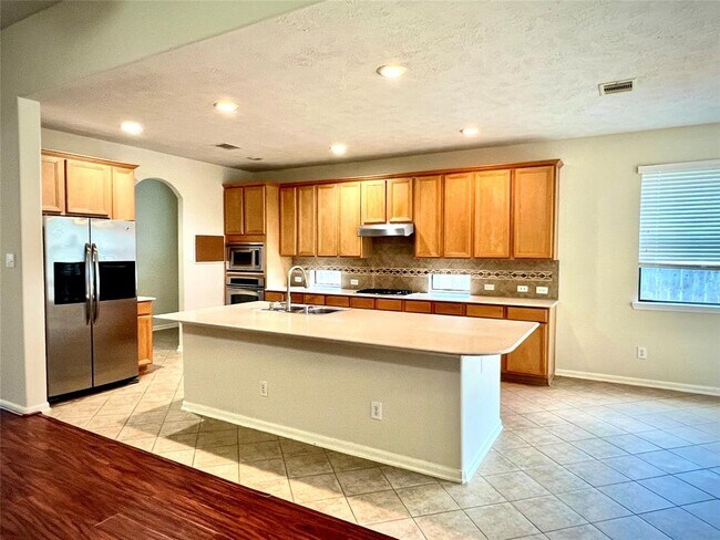 Building Photo - 6718 Glenkirk Pl