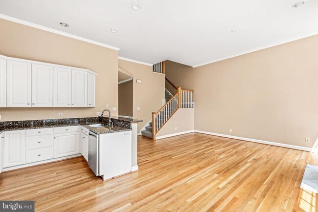 Building Photo - 4022 Dogberry Ln
