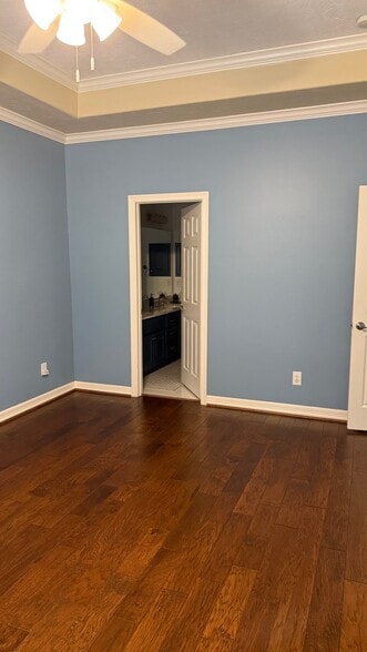 Building Photo - 4014 Waterford Ln