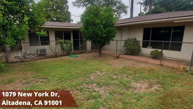 Building Photo - 1079 New York Dr