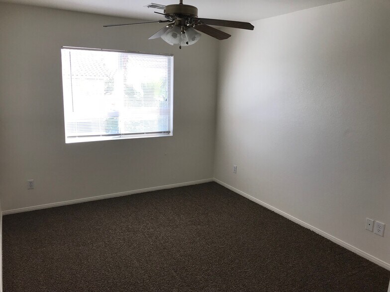 Building Photo - 344 Velino Ave