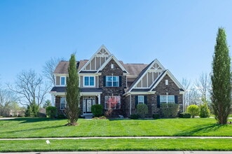 Building Photo - 4 Bedroom , 3 full bath with basement