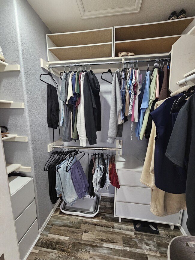 Building Photo - 8207 Monterey Way