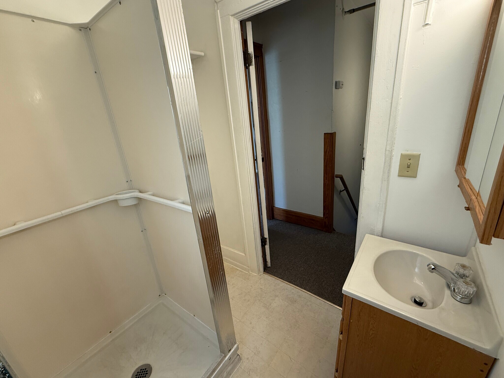 Building Photo - 222 N Dubuque St