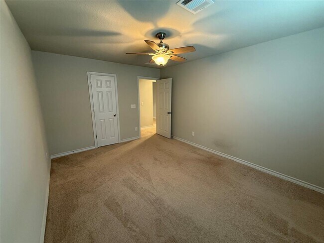 Building Photo - 1308 Eagle Ray St