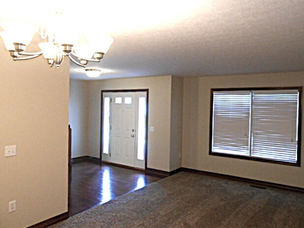 Building Photo - 231 Oakford St