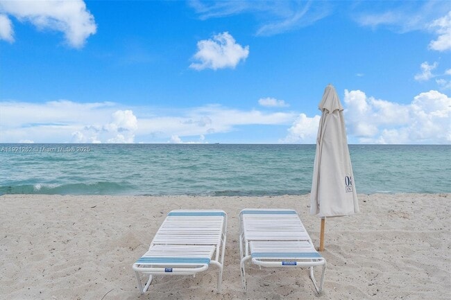 Building Photo - 2080 S Ocean Dr