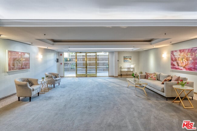 Building Photo - 235 S Tower Dr