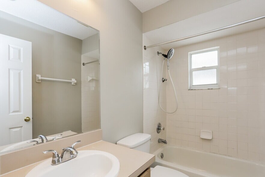 Building Photo - 4425 Preston Woods Dr